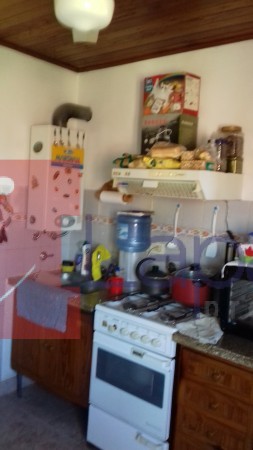  VENDO CASA  ,CALLE LA RIOJA 2605