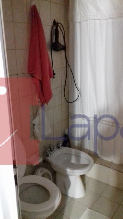  VENDO CASA  ,CALLE LA RIOJA 2605